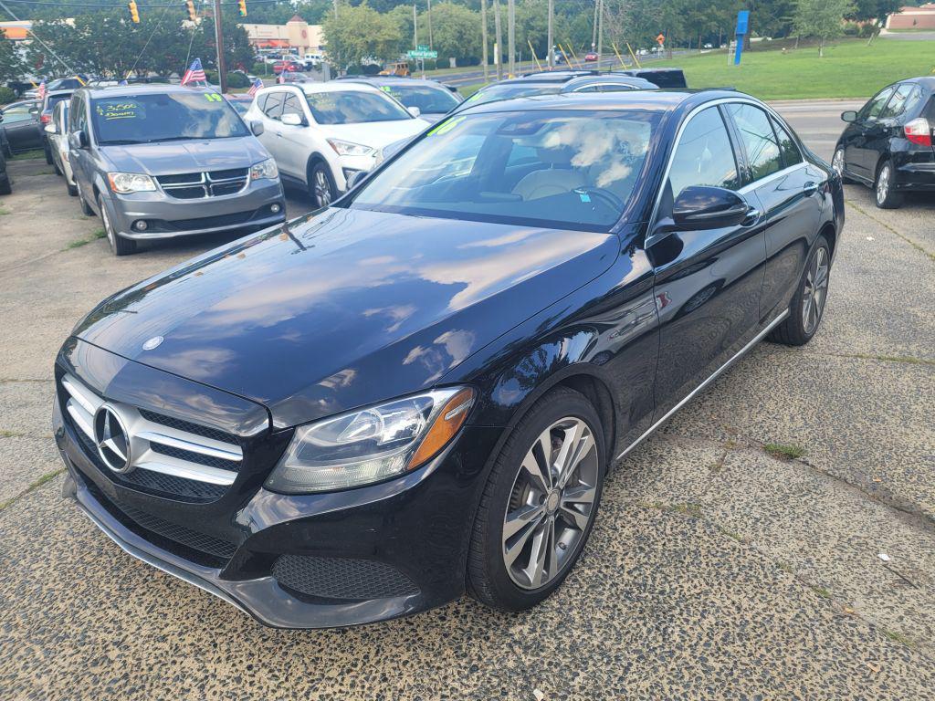 2016 Mercedes-Benz C-Class C300's photo