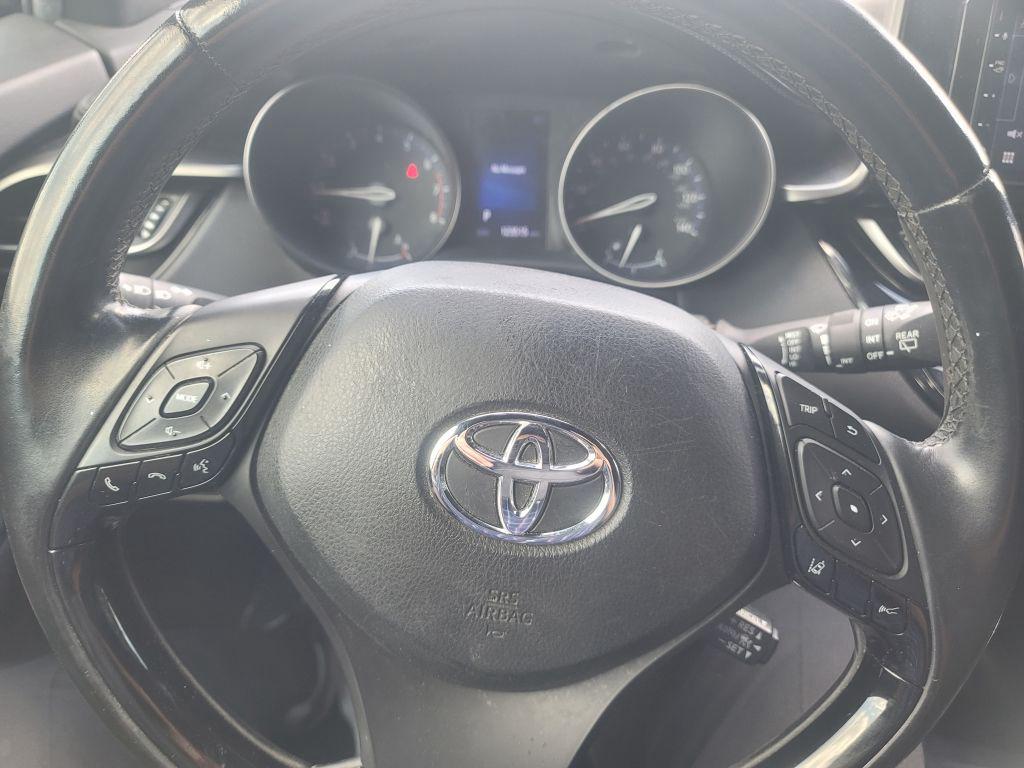 2018 Toyota C-HR XLE - Photo 10