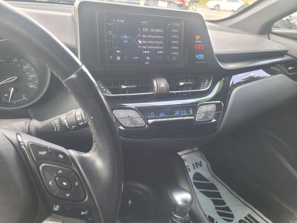 2018 Toyota C-HR XLE - Photo 9