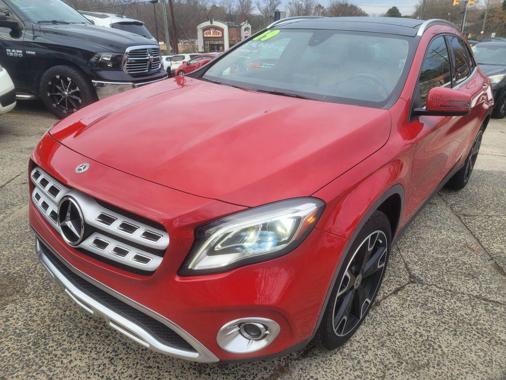 2019 Mercedes-Benz GLA-Class GLA250's photo