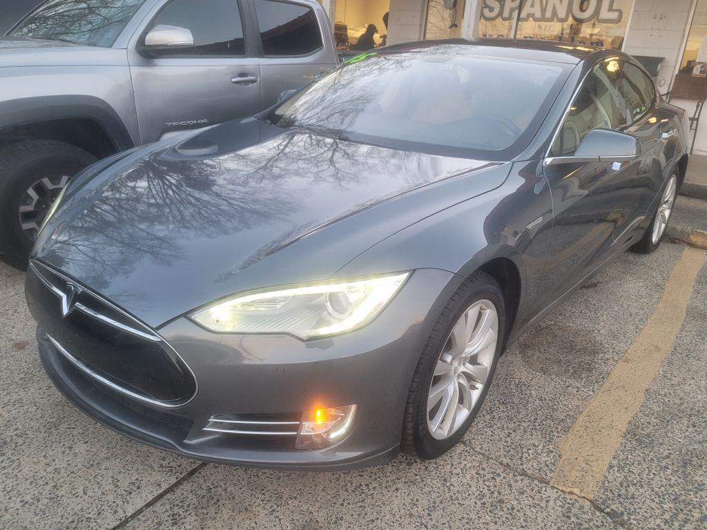2014 Tesla Model S S